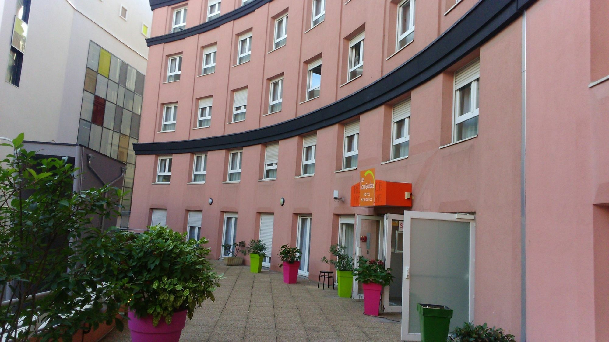 Appart'Hotel Laureades Clermont-Ferrand Centre Jaude Exterior foto